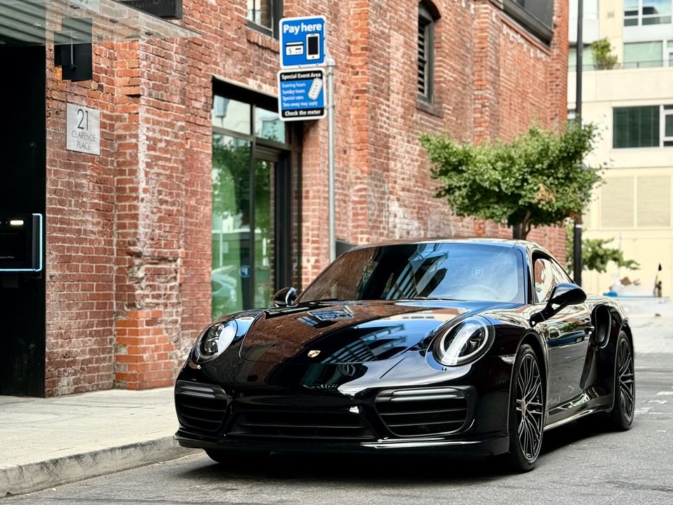 2017 Porsche 911 Turbo S