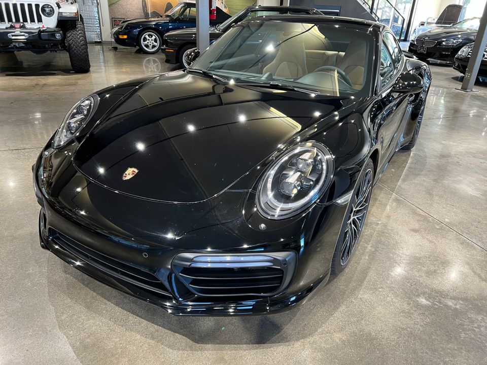 2017 Porsche 911 Turbo S