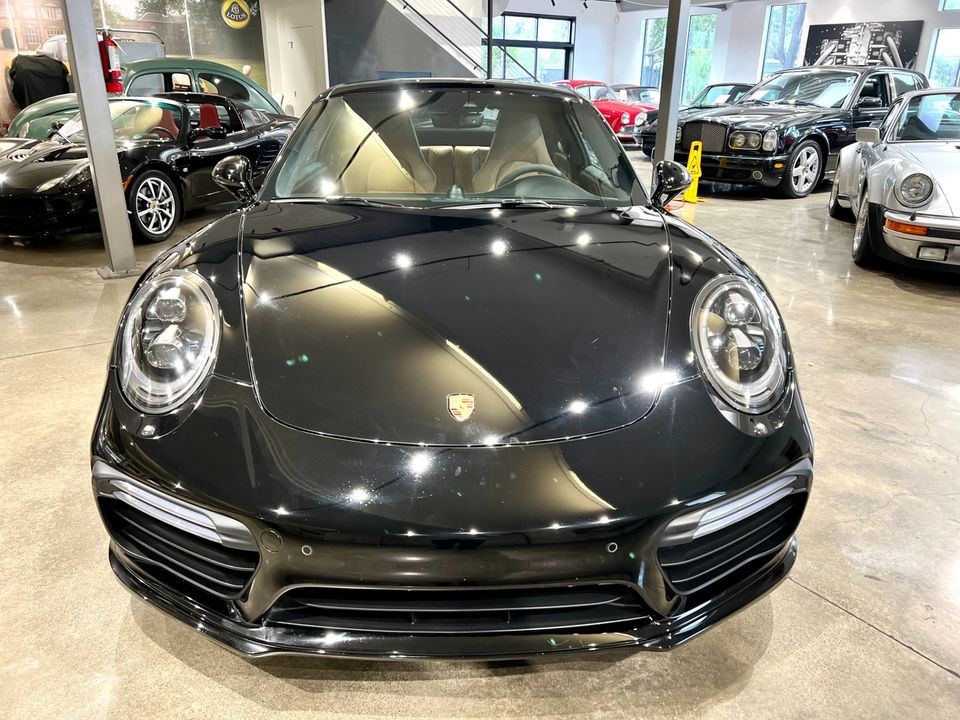 2017 Porsche 911 Turbo S