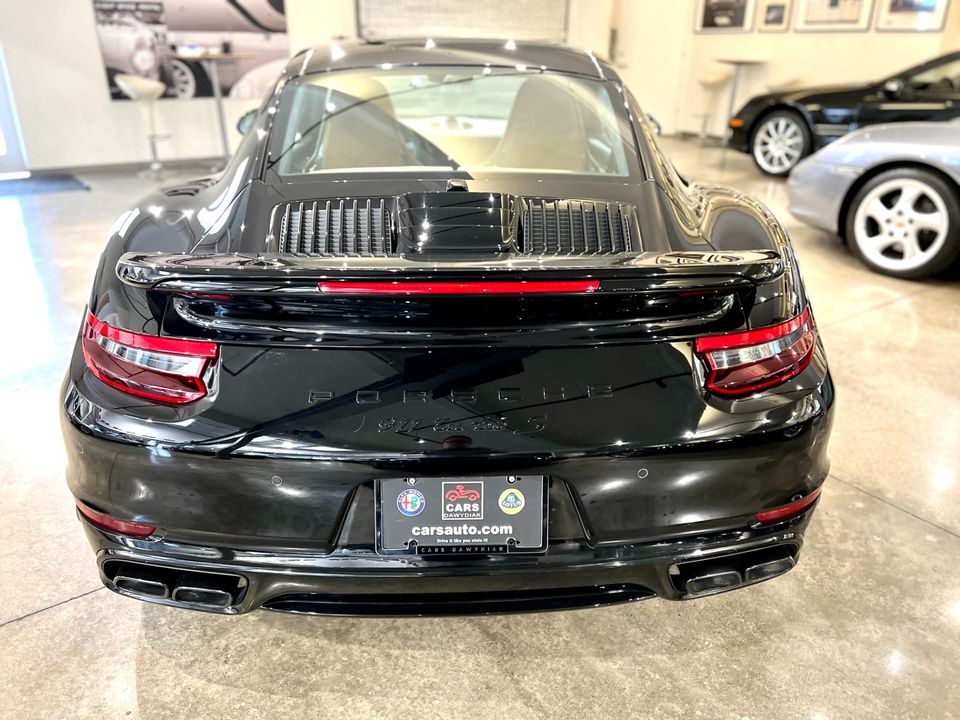 2017 Porsche 911 Turbo S