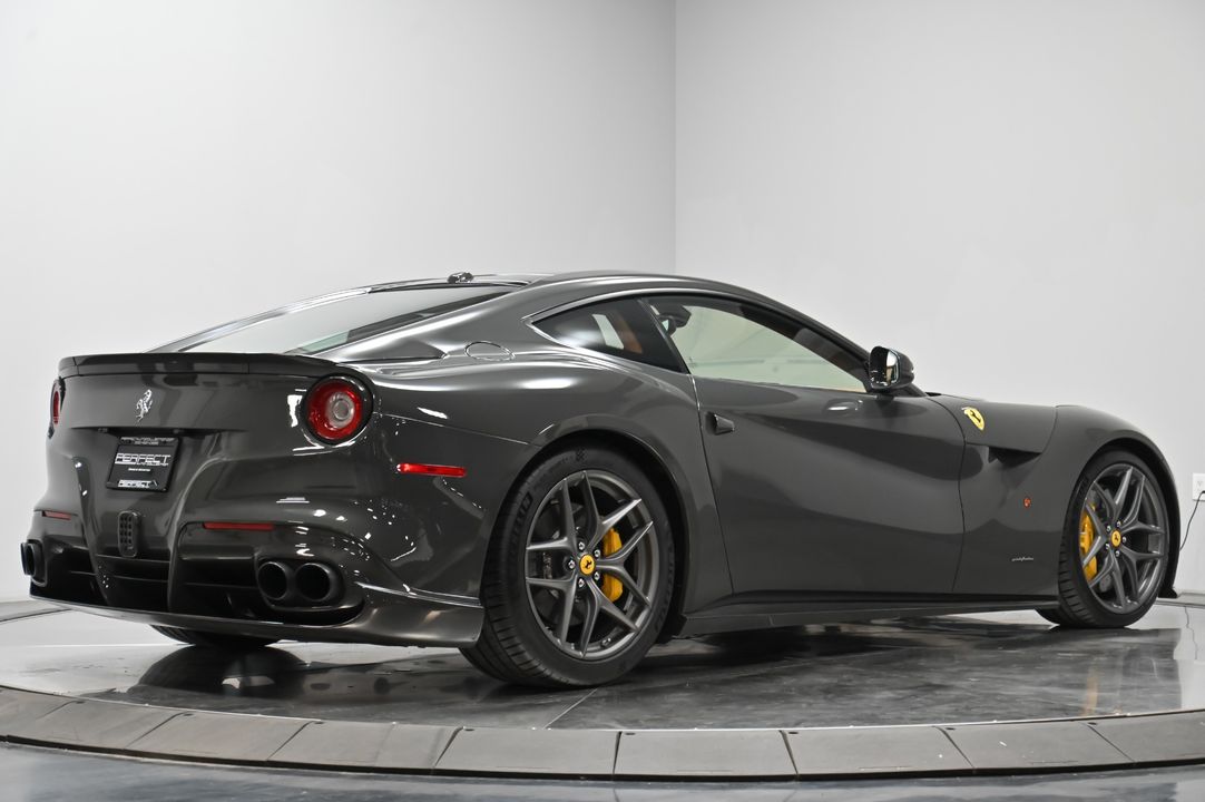 2016 Ferrari F12