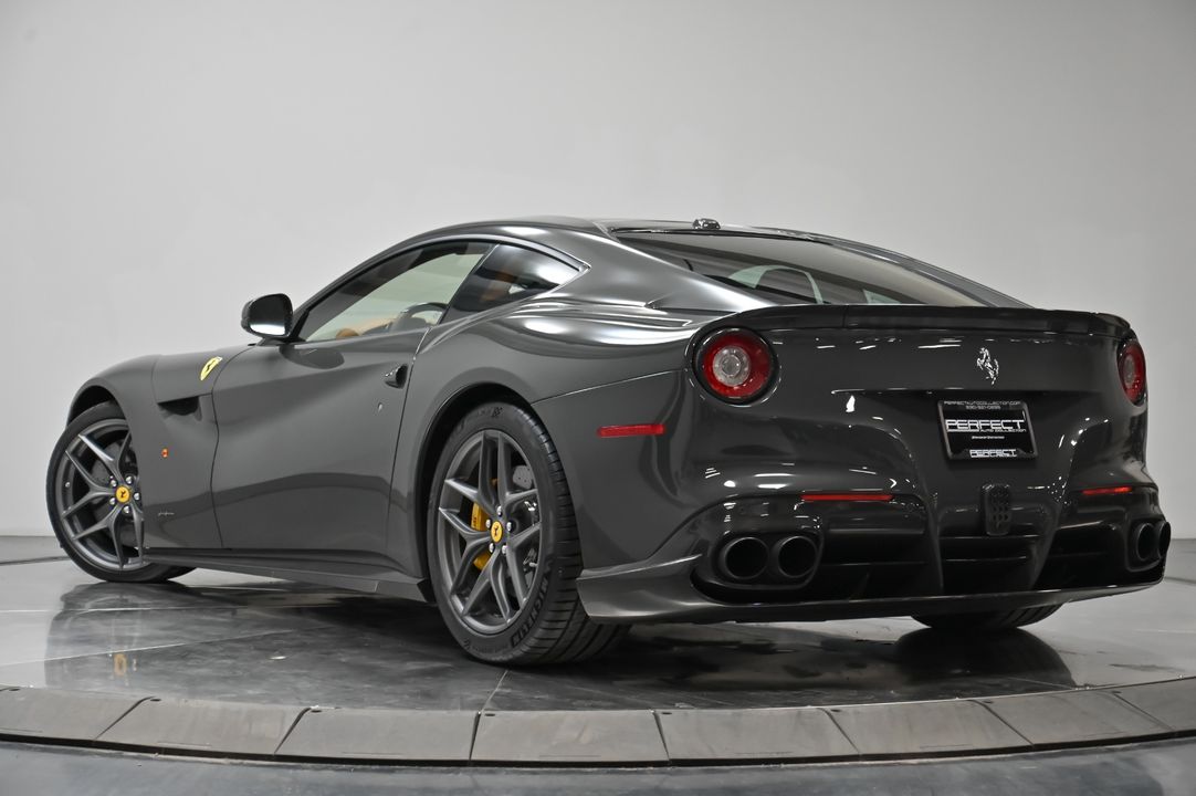 2016 Ferrari F12