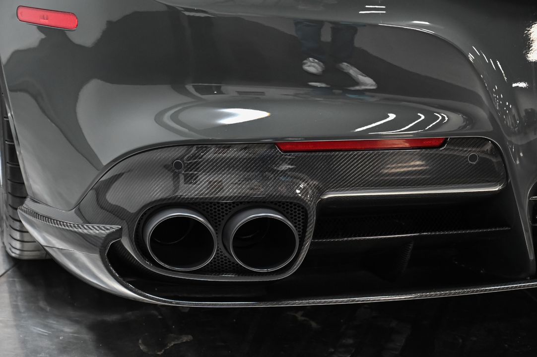 2016 Ferrari F12