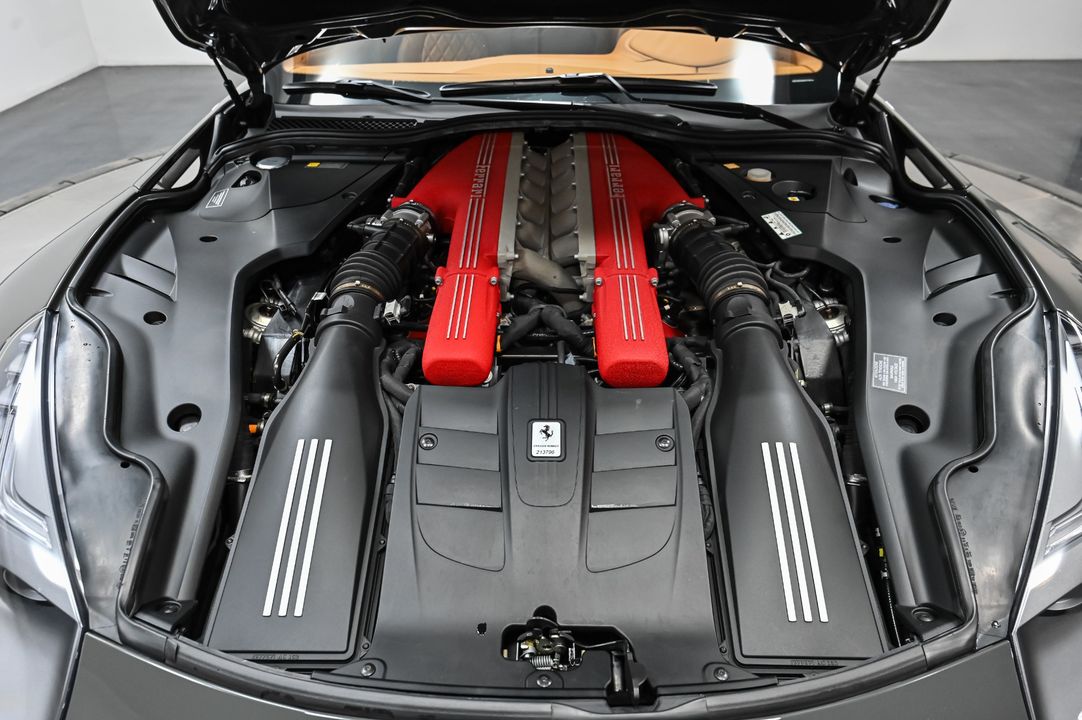 2016 Ferrari F12