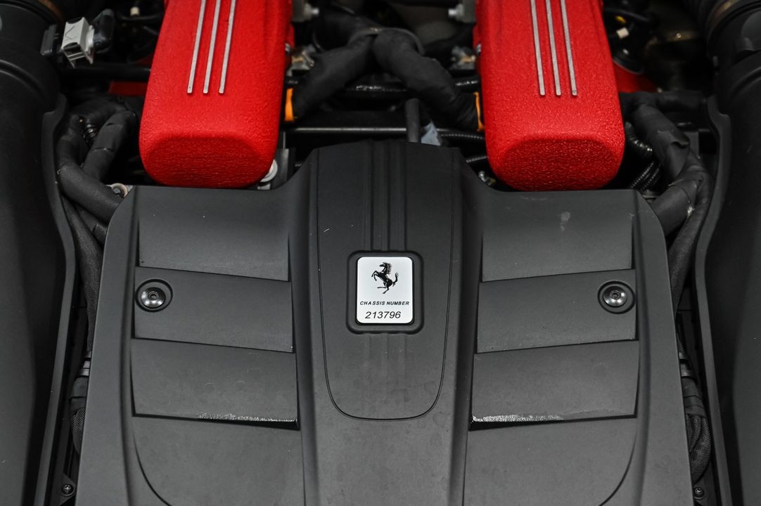 2016 Ferrari F12
