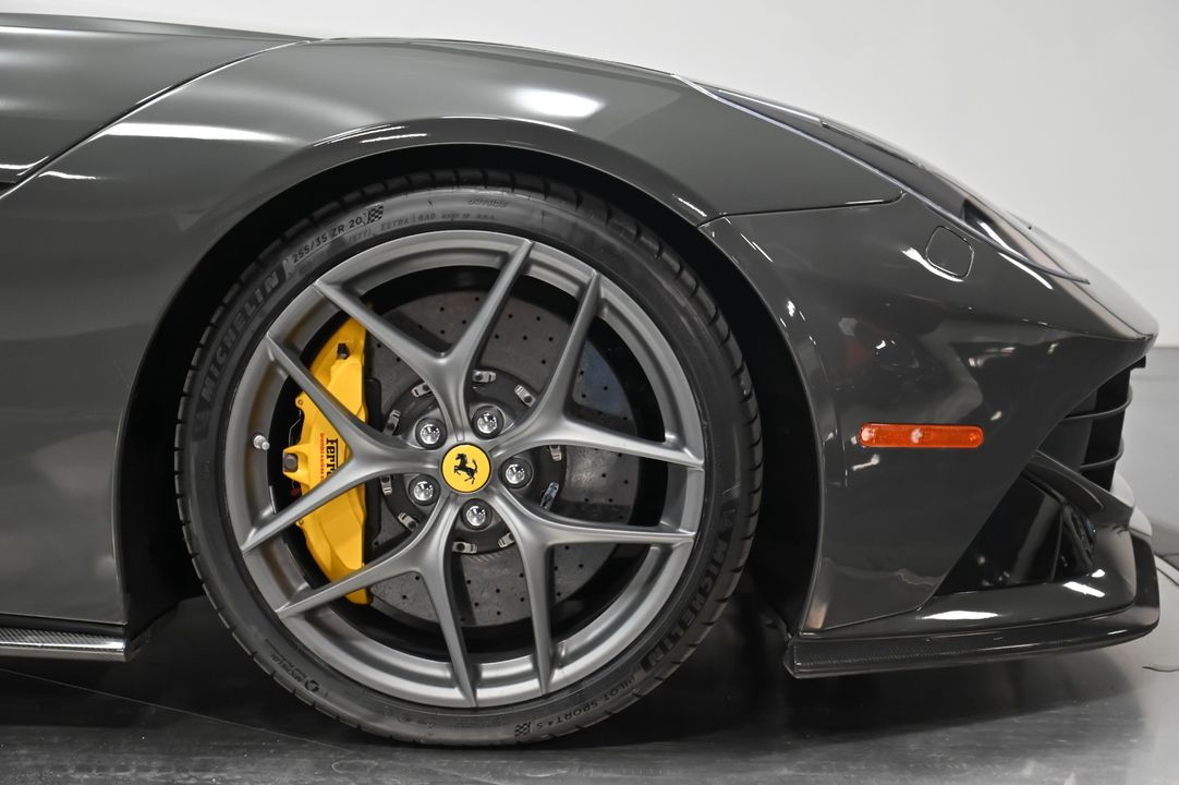 2016 Ferrari F12