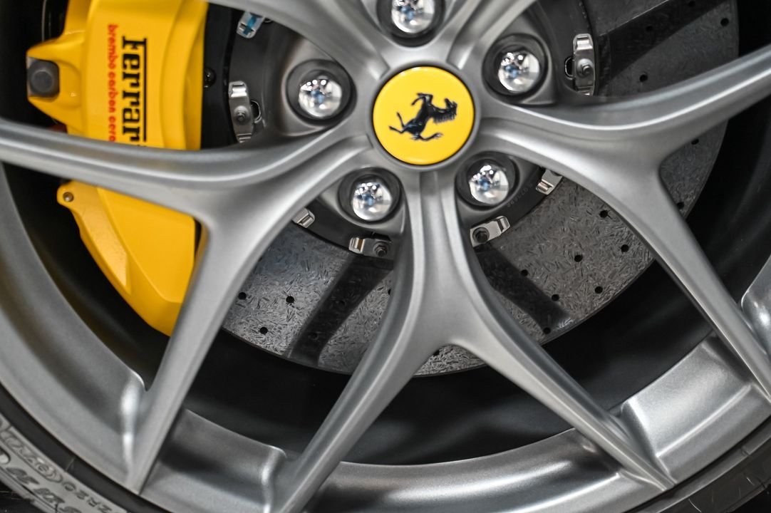 2016 Ferrari F12