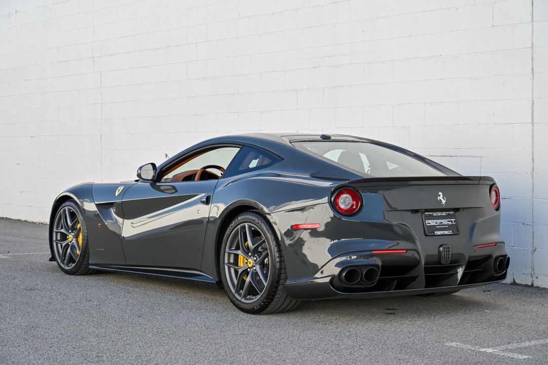 2016 Ferrari F12