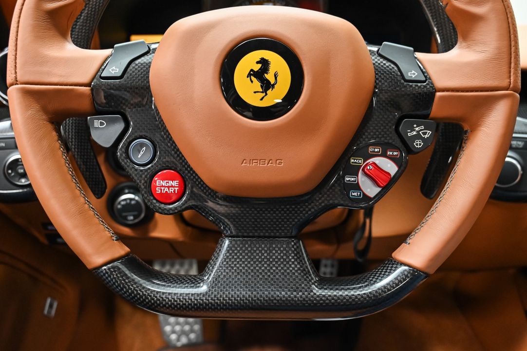 2016 Ferrari F12