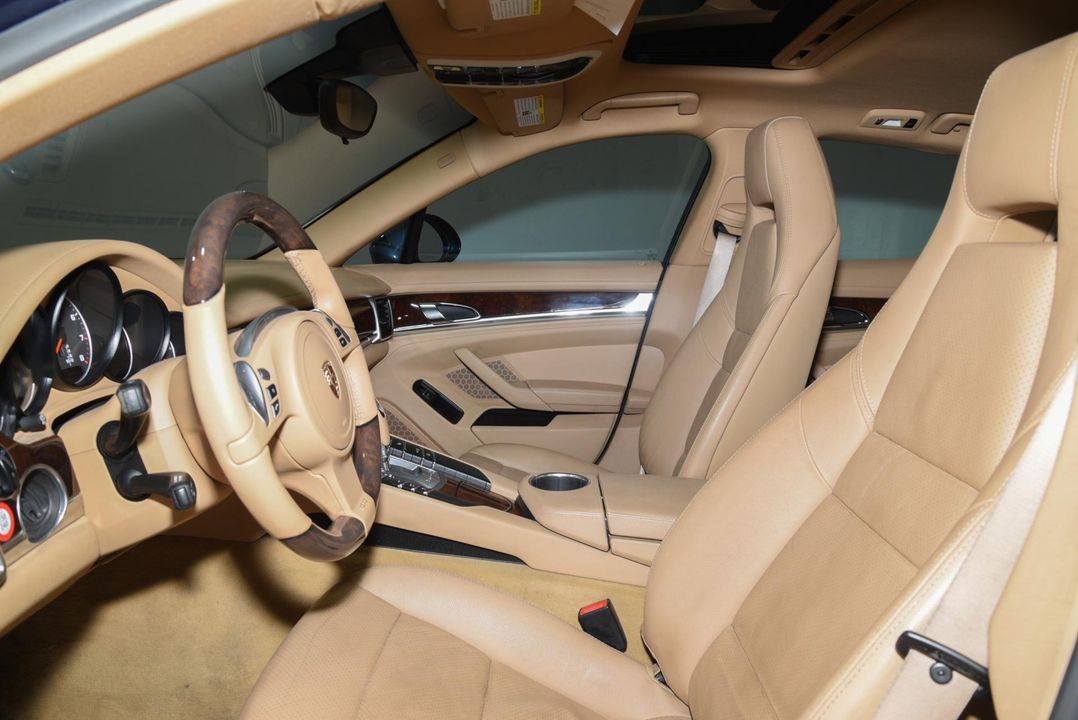 2011 Porsche Panamera