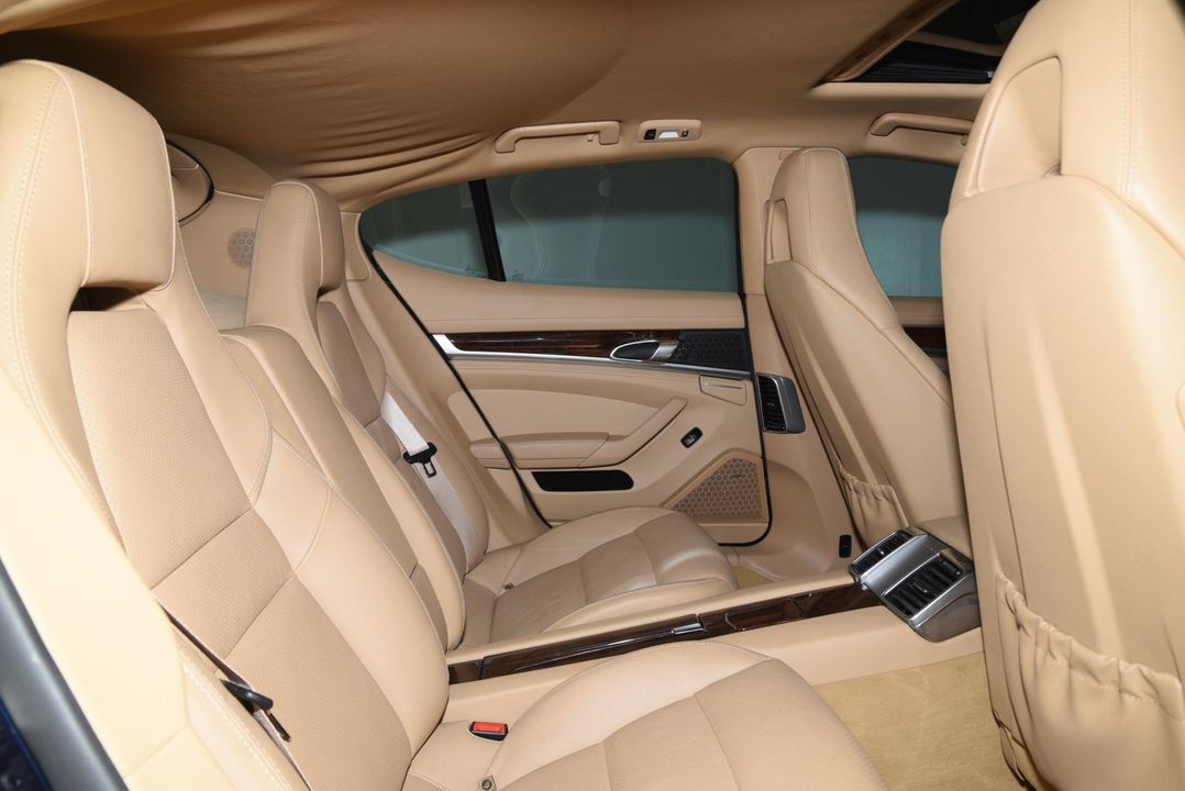 2011 Porsche Panamera