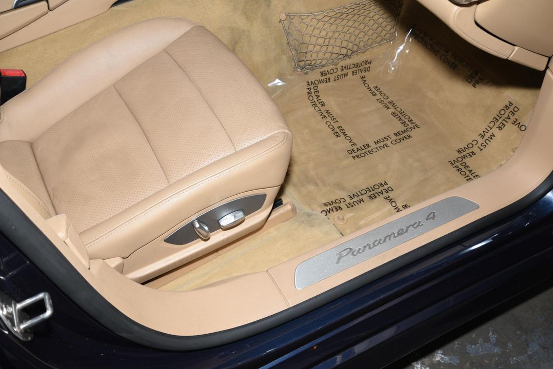 2011 Porsche Panamera