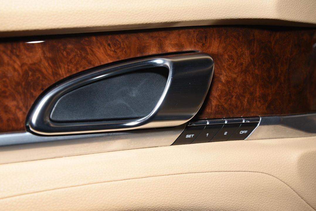 2011 Porsche Panamera