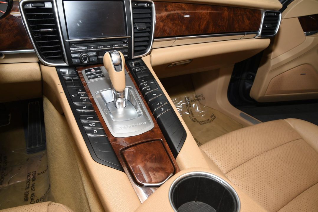 2011 Porsche Panamera