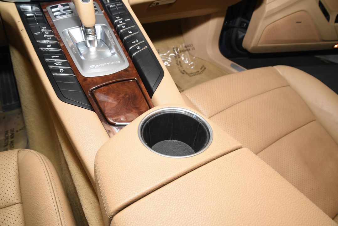 2011 Porsche Panamera