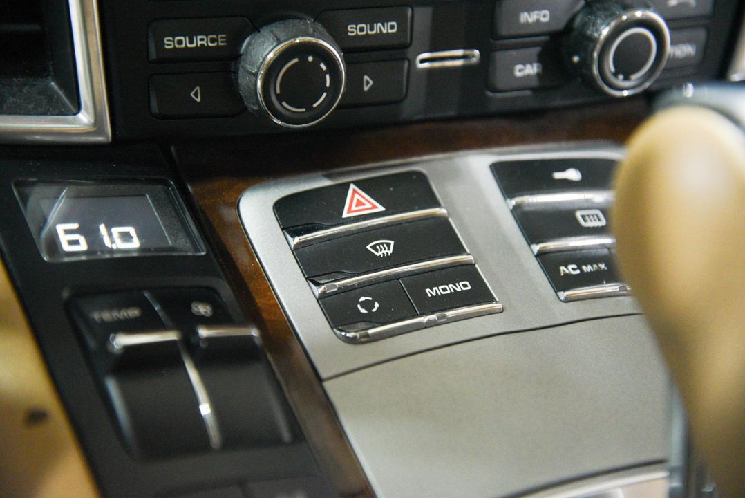 2011 Porsche Panamera