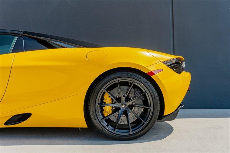 2023 McLaren 720S Spider