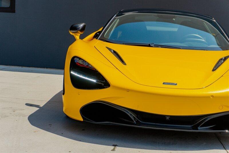 2023 McLaren 720S Spider
