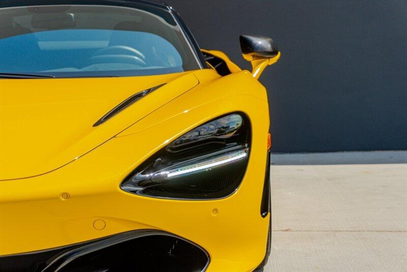 2023 McLaren 720S Spider