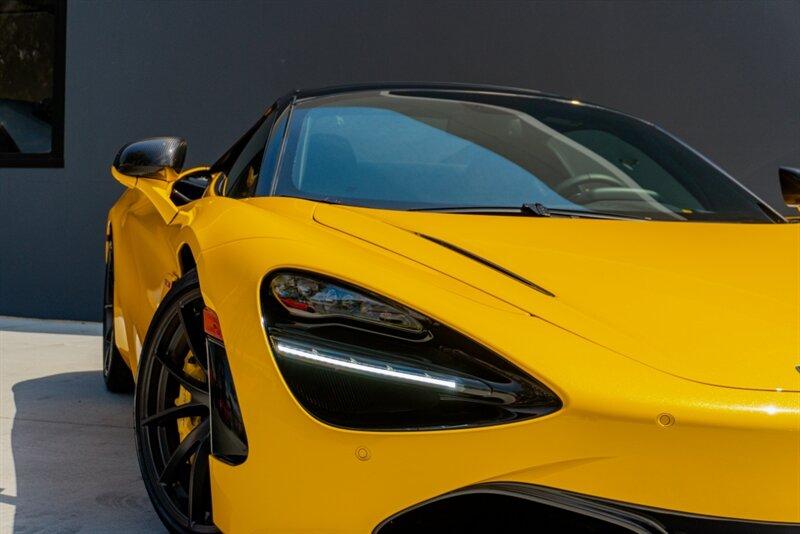 2023 McLaren 720S Spider