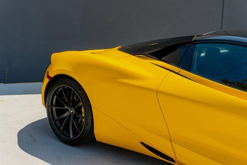 2023 McLaren 720S Spider