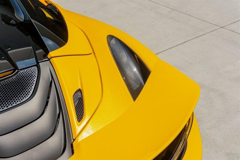 2023 McLaren 720S Spider