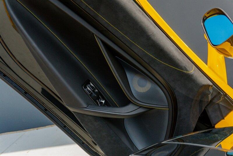 2023 McLaren 720S Spider