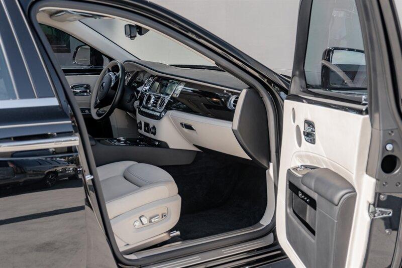 2018 Rolls-Royce Ghost