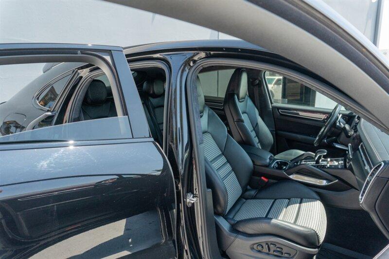 2023 Porsche Cayenne