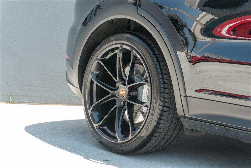 2023 Porsche Cayenne