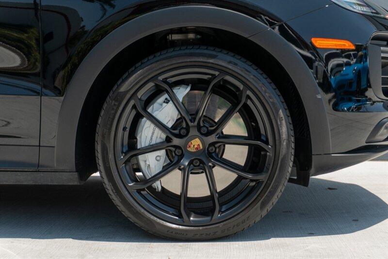 2023 Porsche Cayenne