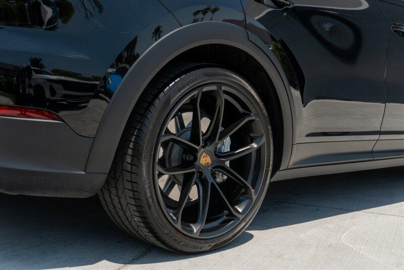 2023 Porsche Cayenne