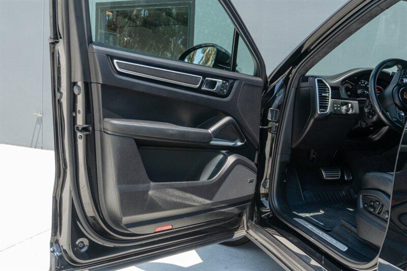 2023 Porsche Cayenne