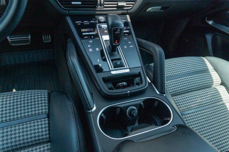 2023 Porsche Cayenne