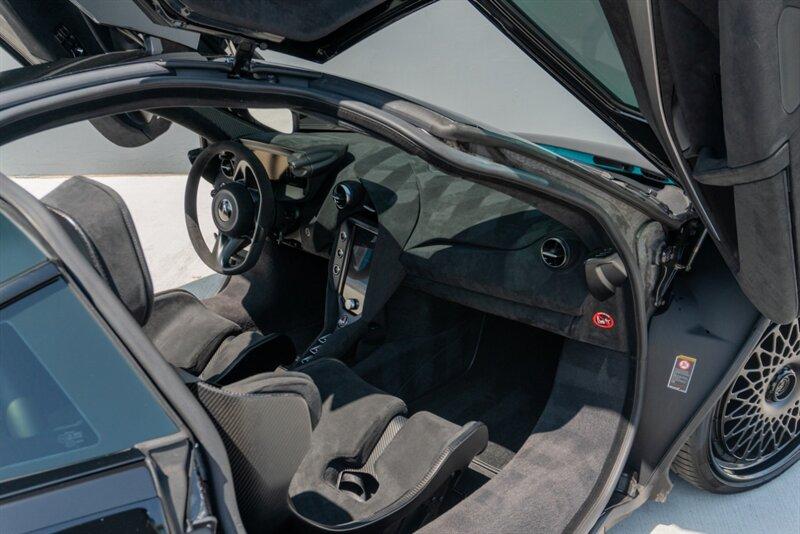 2024 McLaren 750S
