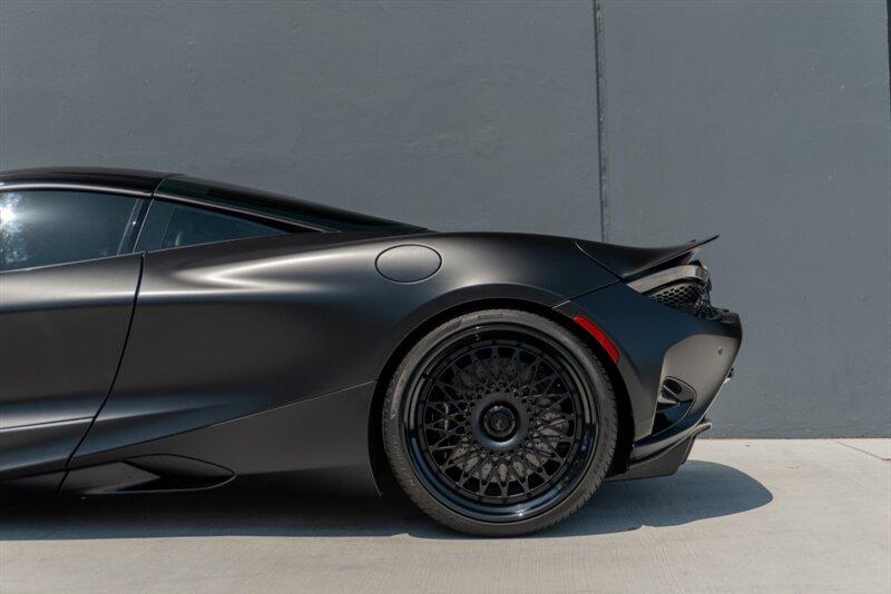 2024 McLaren 750S