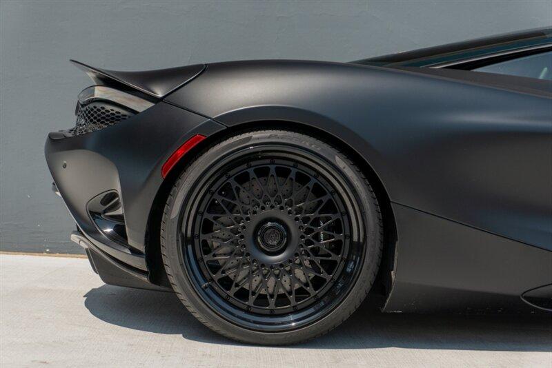 2024 McLaren 750S