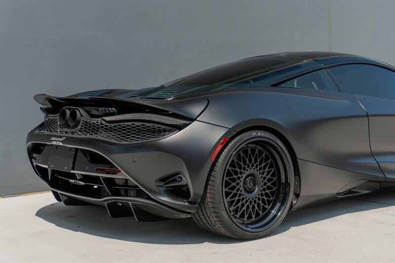 2024 McLaren 750S