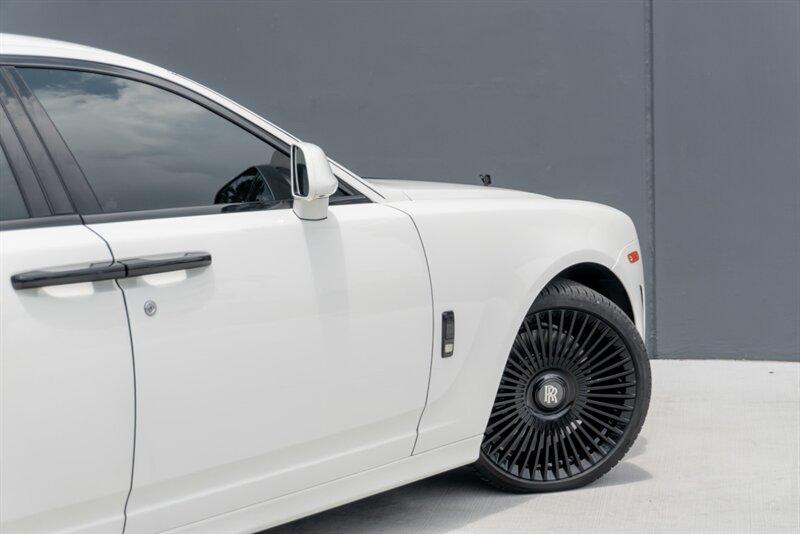 2012 Rolls-Royce Ghost