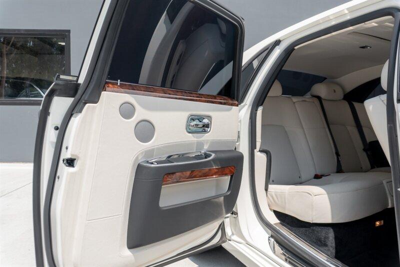 2012 Rolls-Royce Ghost