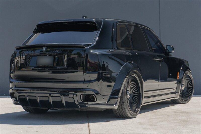 2022 Rolls-Royce Black Badge Cullinan