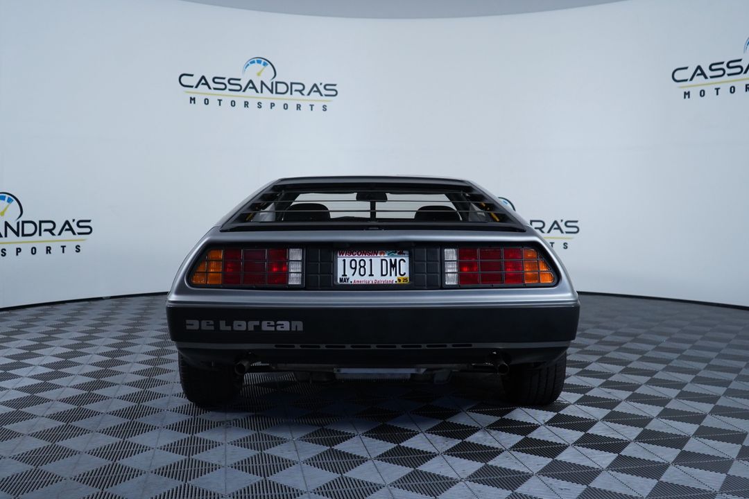 1981 DeLorean DMC-12