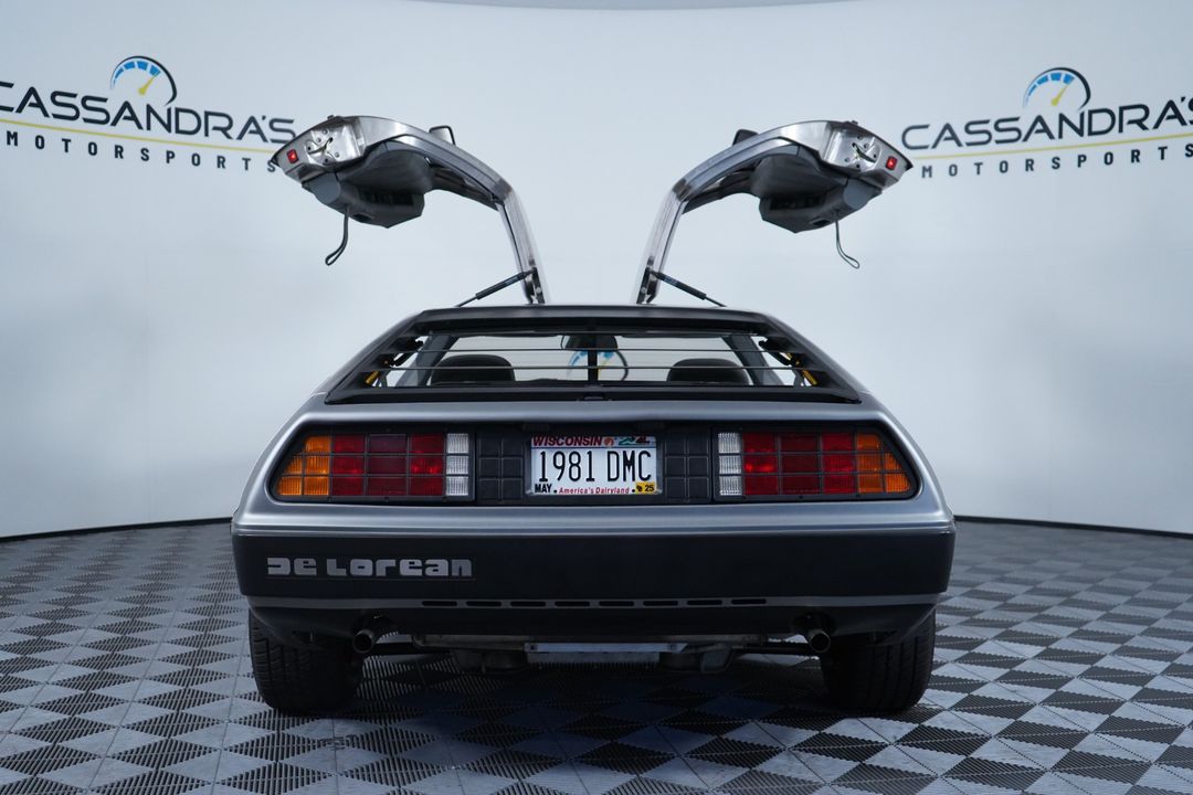 1981 DeLorean DMC-12