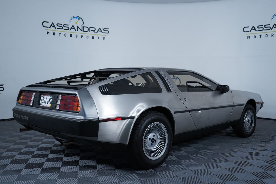 1981 DeLorean DMC-12