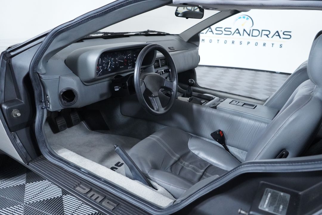 1981 DeLorean DMC-12
