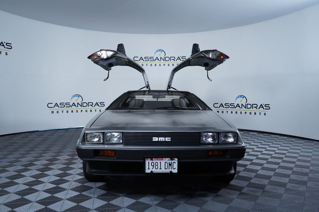 1981 DeLorean DMC-12