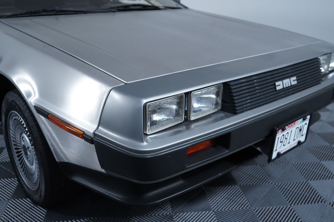 1981 DeLorean DMC-12