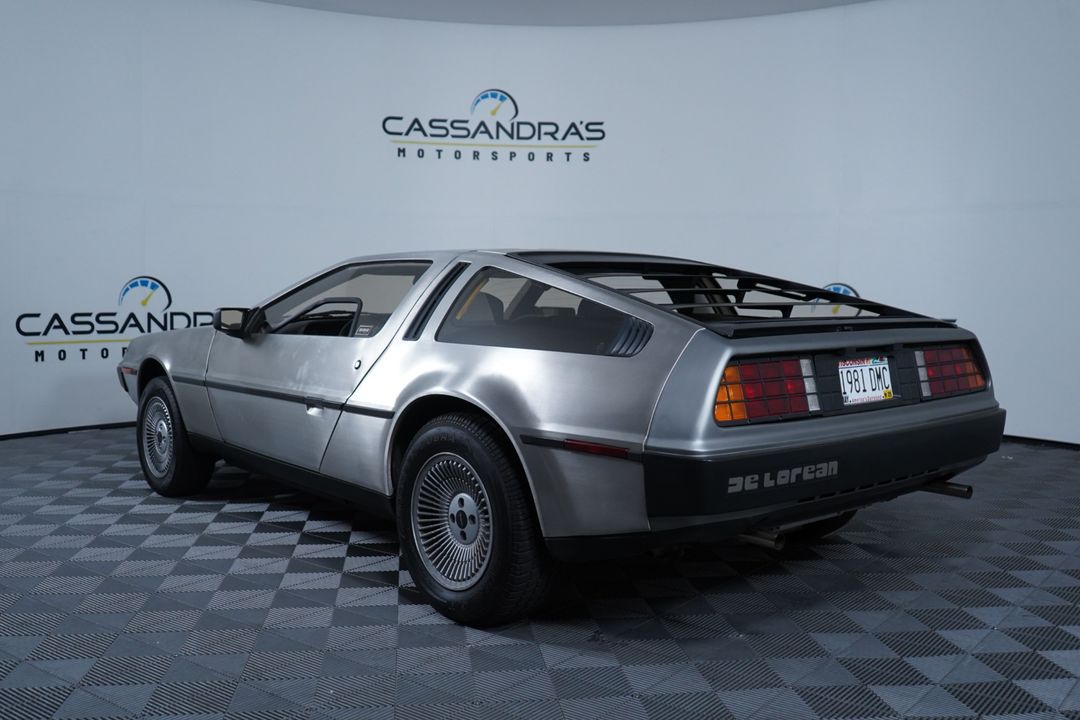 1981 DeLorean DMC-12