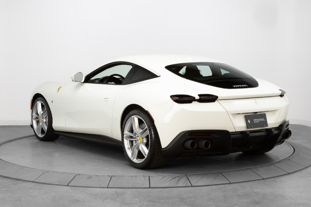2022 Ferrari Roma