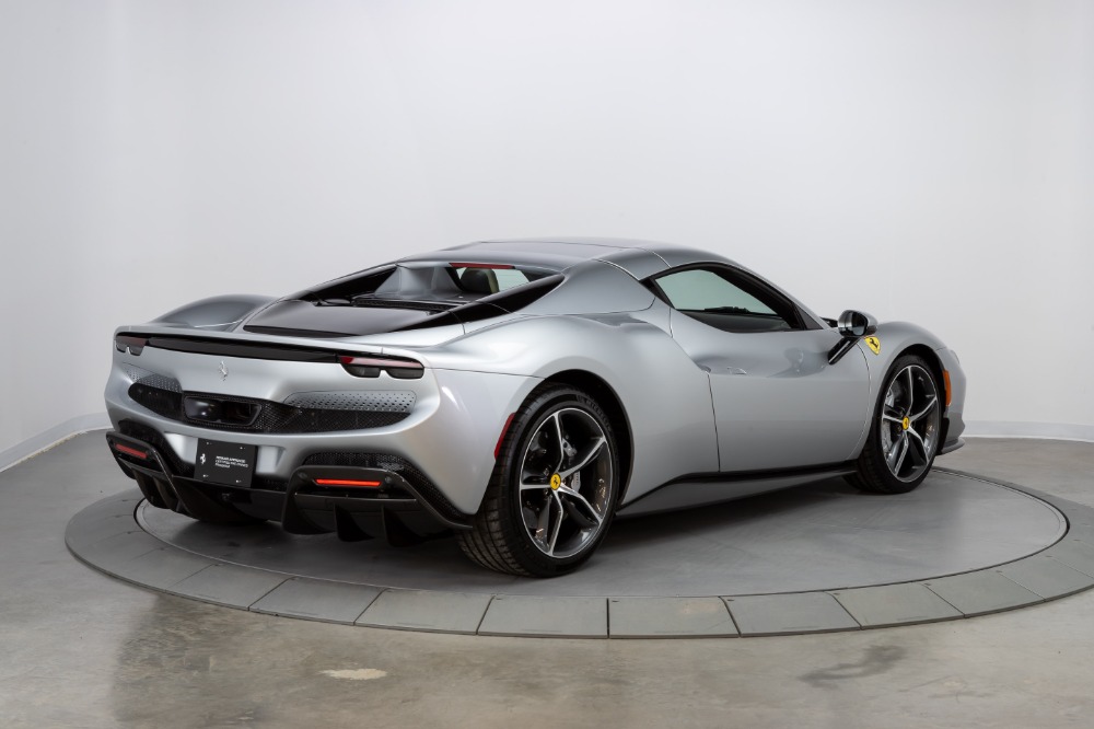 2023 Ferrari 296 GTS